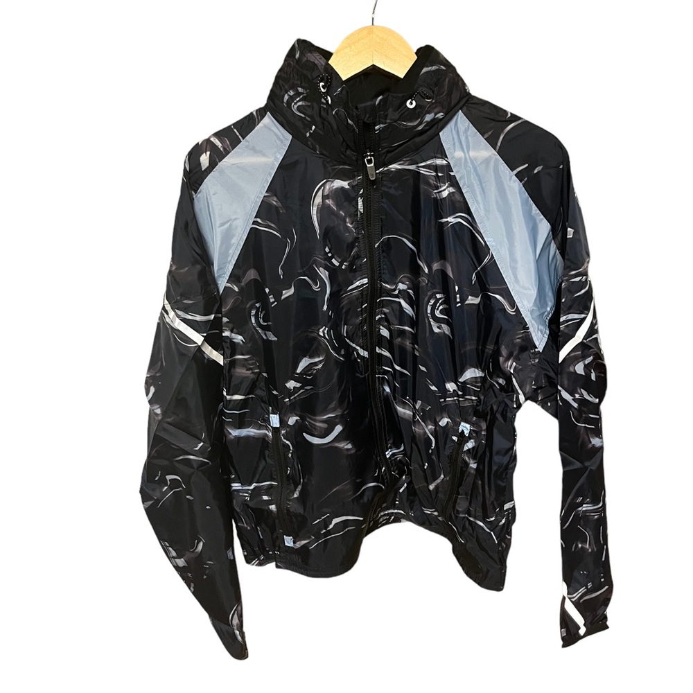Sweaty Betty size 12 pack away jacket, zip away hood, pockets. NWT
